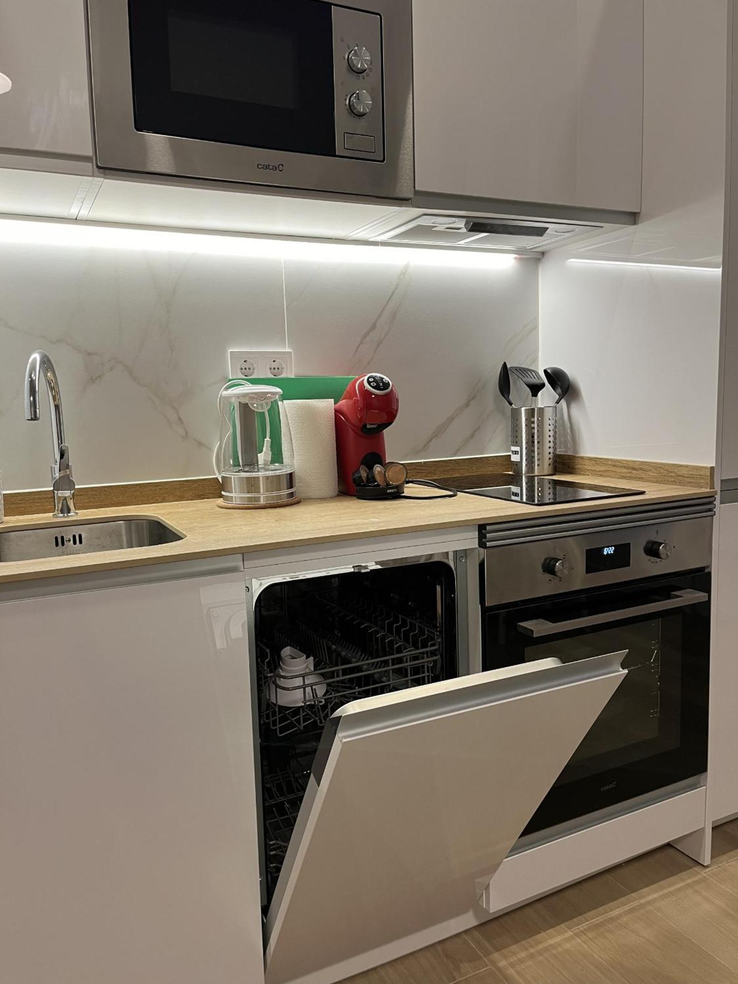 Moratalaz Apartments マドリード エクステリア 写真