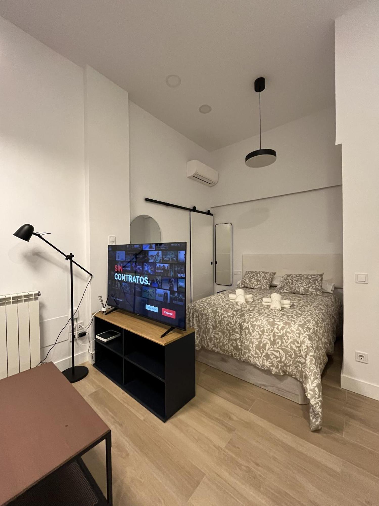 Moratalaz Apartments マドリード エクステリア 写真